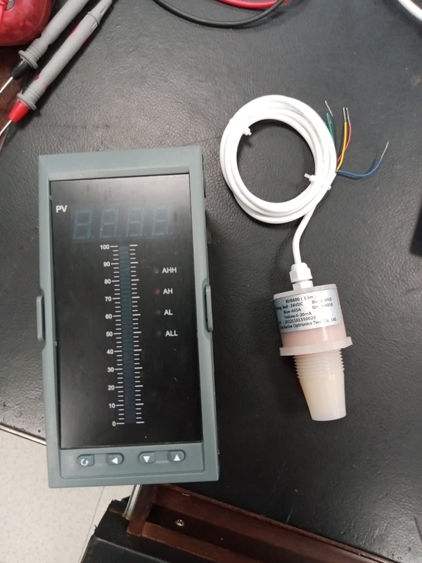 intelligent Ultrasonic water level meter 5V RS485 output PVDF liquide Level Sensor KUS600