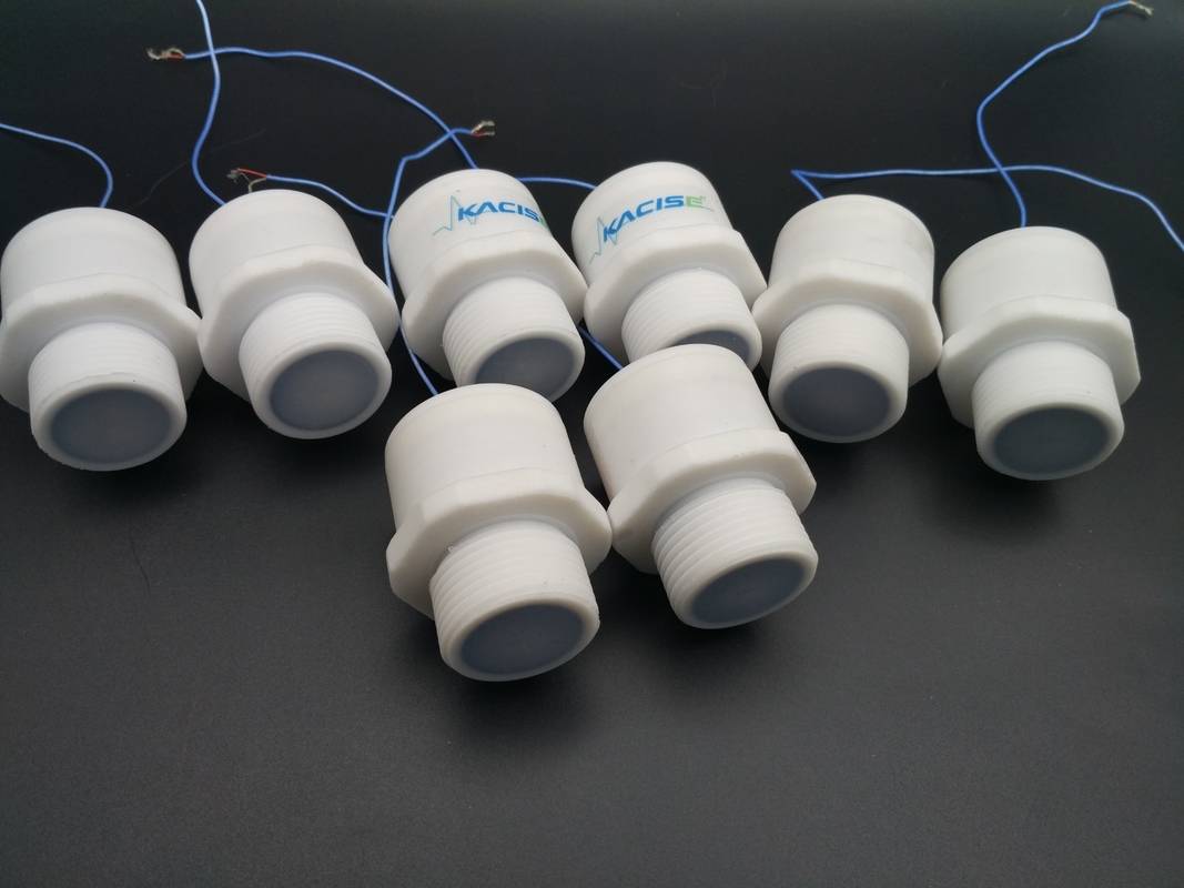 2.5m Range Small Size 0-10V / Switch / RS485 Multiple Output 1
