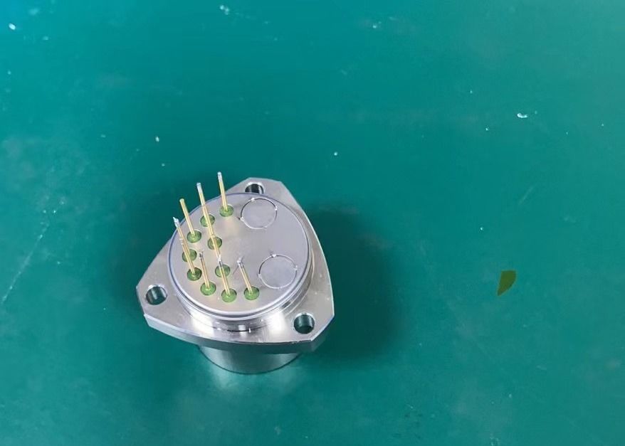 25 mm średnica montażowa KSJB5 Serii Kwarc elastyczny czujnik akcelerometru z rozdzielczością < 5 μg i długoterminową stabilnością
