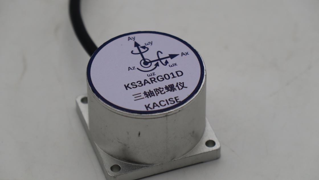 Lekkie i niewielkie Mems Trójosiowy giroskop o rozmiarze 39,5×28,5 mm i wadze 100 g