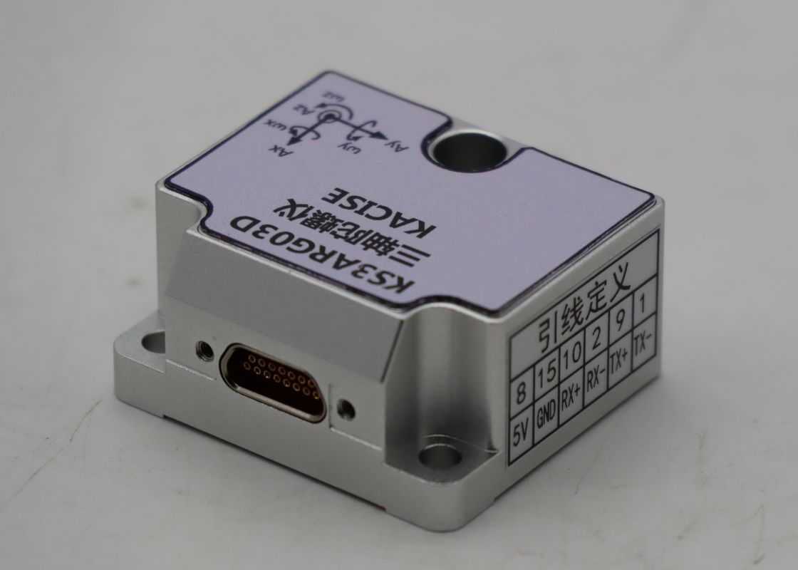 Wysokiej wydajności gyroskop MEMS z ≤ 1,1 W rozpraszaniem mocy 6,06 g odpornością na wibracje i częstotliwością aktualizacji danych 2000 Hz