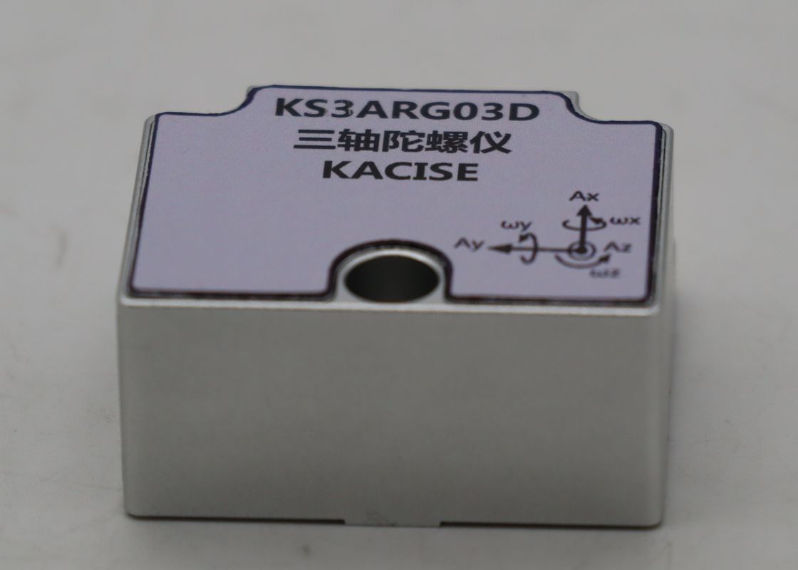 Wysokiej wydajności gyroskop MEMS z ≤ 1,1 W rozpraszaniem mocy 6,06 g odpornością na wibracje i częstotliwością aktualizacji danych 2000 Hz