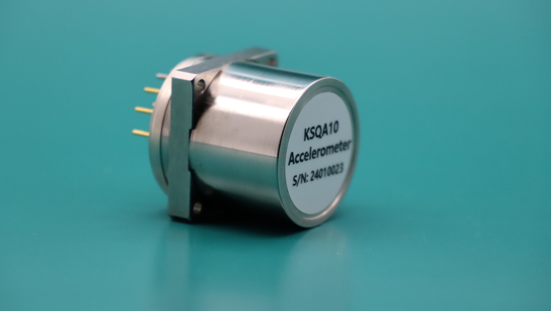 Odczyt < 5 μg Czujnik akcelerometru dla szczytowego drgań sinus 15g@20Hz ~ 2000Hz