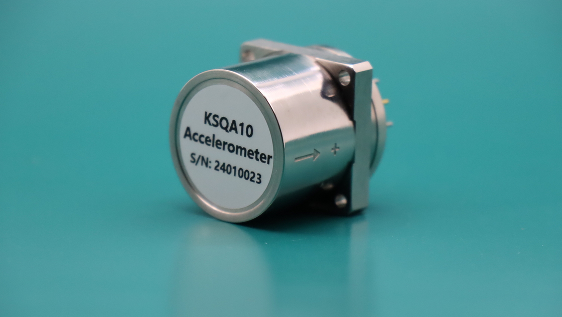 Odczyt < 5 μg Czujnik akcelerometru dla szczytowego drgań sinus 15g@20Hz ~ 2000Hz