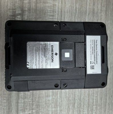Komunikator polowy AMS Trex z mikroprocesorem ARM Cortex A8/800 MHz, kolorowym ekranem dotykowym VGA o przekątnej 5,7 cala i stopniem ochrony IP54