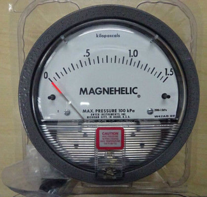 Dwyer 2000 1,5Kpa Magnehelic Differential Pressure Gauge: 2% FS Precision Measuring Powerhouse