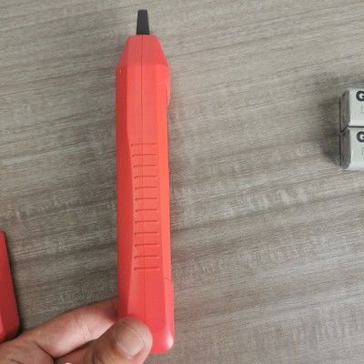 UNI-T UT683KIT UT682D Wire Tracer Automatycznie identyfikuj otwarty, krótki polarny wielofunkcyjny tester kabli docelowych