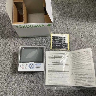 UT35A cyfrowy sterownik temperatury z 14-segmentowym kolorem LCD, sterowaniem sekwencją drabiny i komunikacją Ethernet