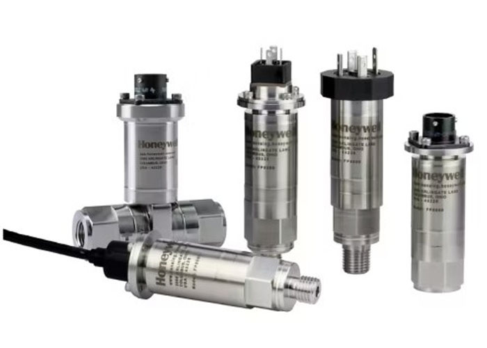 Konfigurowalny przetwornik ciśnienia Honeywell FP5000 z zakresem od 0,36 psig/a do 5000 psig/a i dokładnością ±0,1% pełnej skali