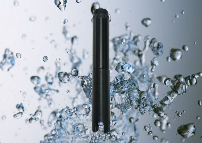 For water quality measurement acid and base solution immersion type online PH sensor RS485 communication